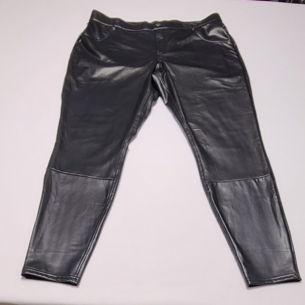 HUE Women's Black Faux Leather Seamed Moto Leggings XL NWT